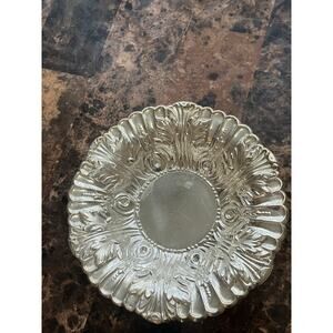 Vintage silver-plated serving bowl or candy dish produced by Towle Silversmiths